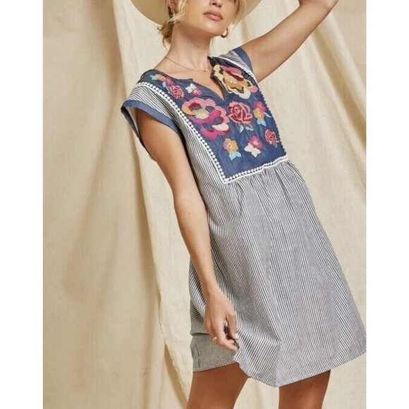 Andree by Unit Dresses & Skirts - NWT's Andree by Unit Dress Boho Floral Embroidered Stripes Size MD Relaxed Fit